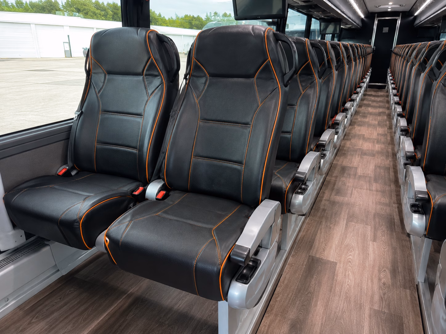 day trips to woodinville wine country from lacey are easy with a bus