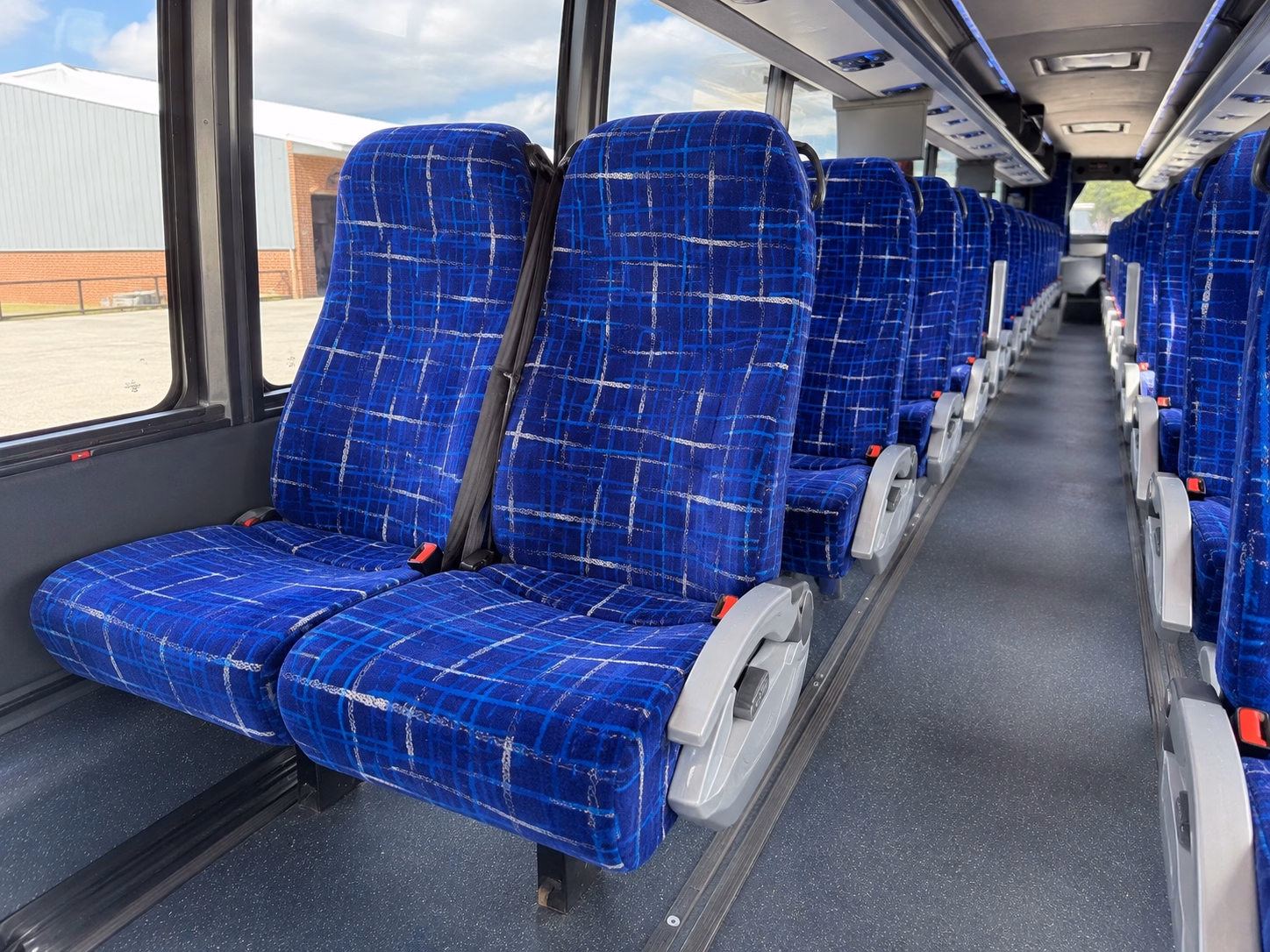 how the type of bus you choose changes the price in lacey washington